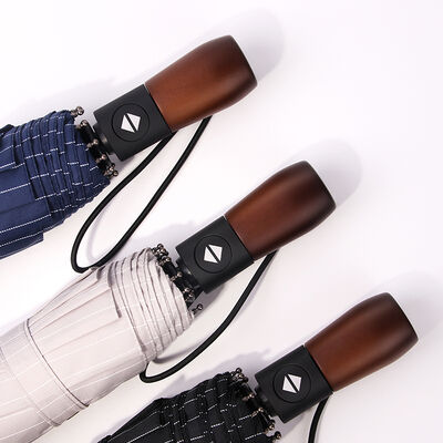 چتر 23 اینچی 3 لایه با باز و بسته شدن خودکار و دسته چوبی