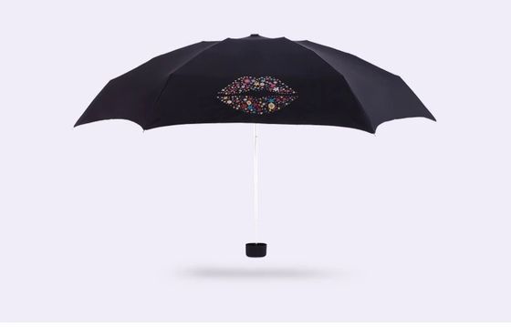 سایز کوچک چتر تاشو ضد آب برای خانمها